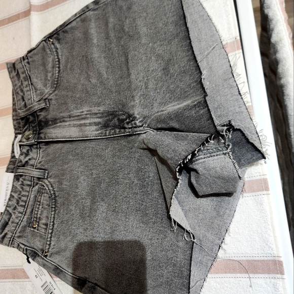 We Wore What Shorts, the boyfriend shorts - Picture 1 of 4